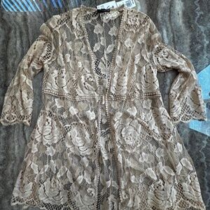 Pre-Owned Size L/XL Dusky Pink/Pinkish Ivory Lace Long Jacket/Cape- Miss Chievou